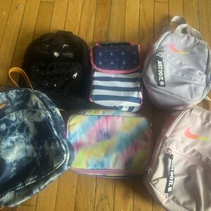 kids 2 bags and 4 lunch bags